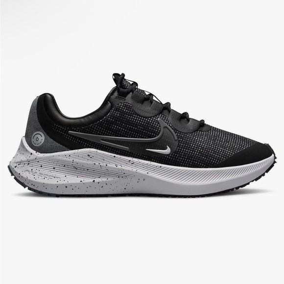 9W/7.5M - [NEW] Women's Nike Zoom Winflo 8 Shield Running Shoes Black DC3730-001 - Picture 1 of 11